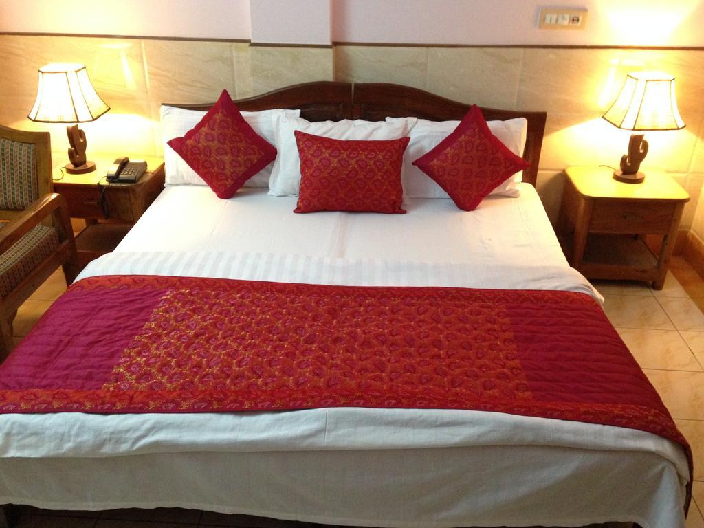 Hotel Ekant 法里达巴德 外观 照片